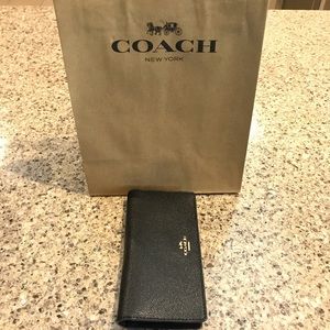 Coach Bi-fold Wallet/Check Holder